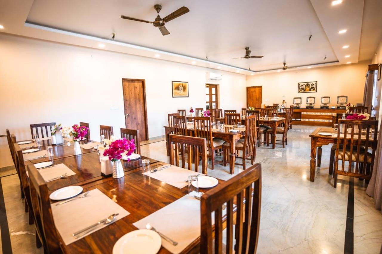 Rajbagh By Aaryam Hotel Sawai Madhopur Bagian luar foto