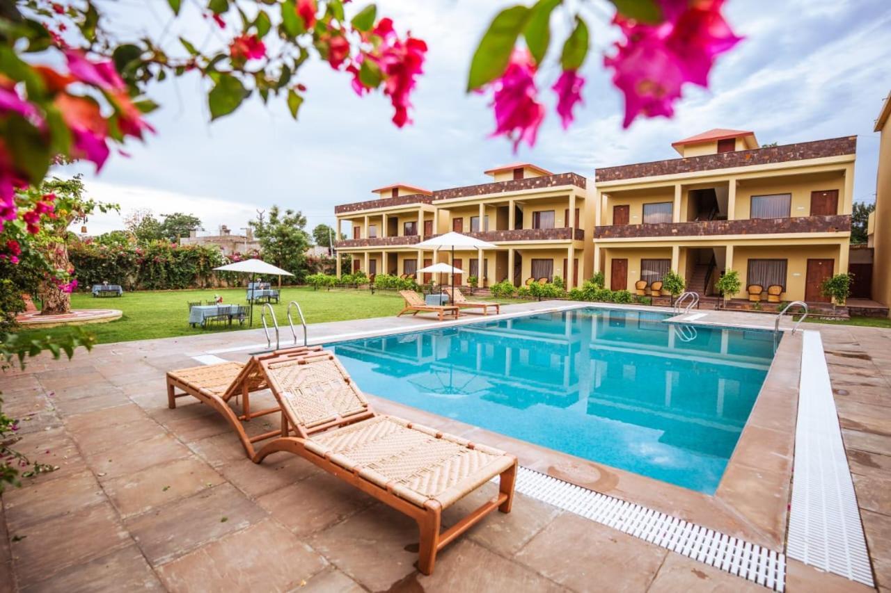 Rajbagh By Aaryam Hotel Sawai Madhopur Bagian luar foto